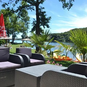 camping-les-cantarelles.midi-pyreneeshotels.com/